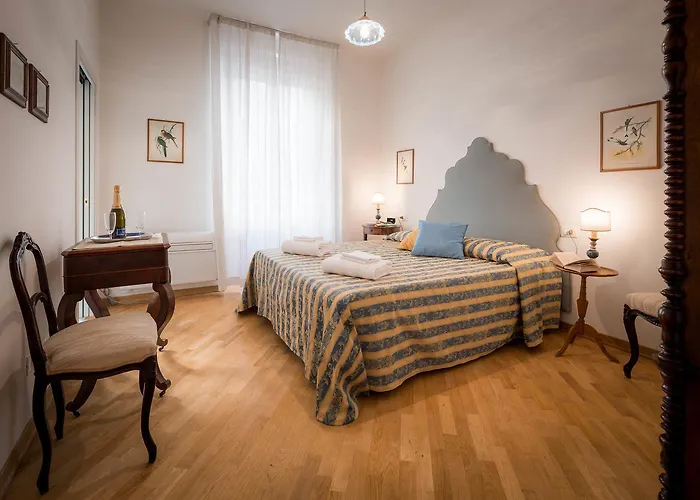 Santa Felicita Apartments